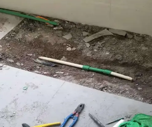 科尔沁左翼后卫生间测漏水
